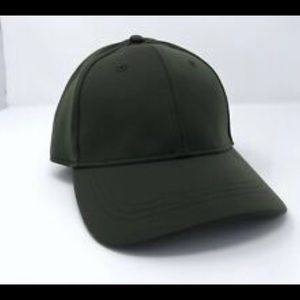 Lululemon baller hat